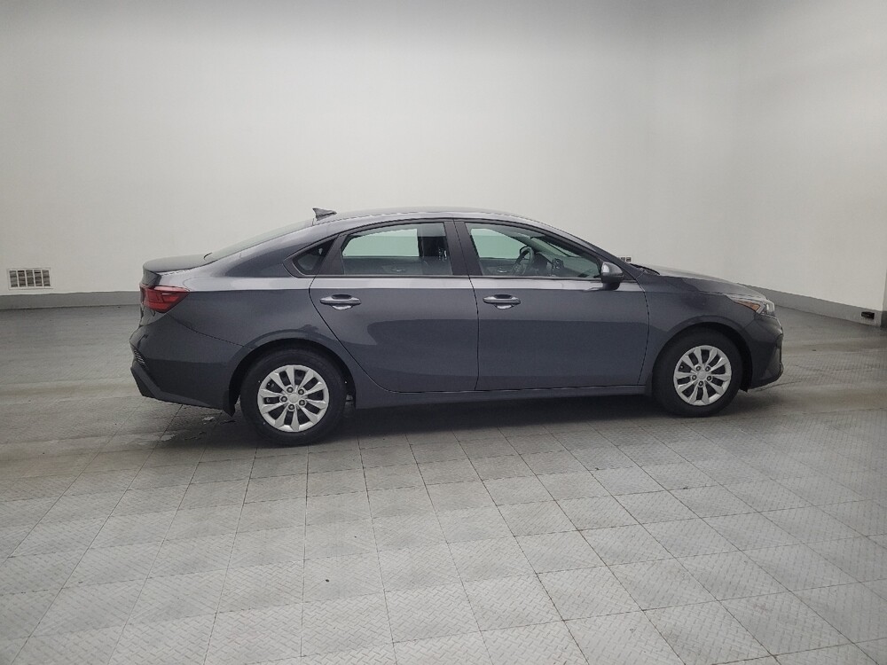 2024 Kia Forte in Pelham, AL 35124 - 18102391 10