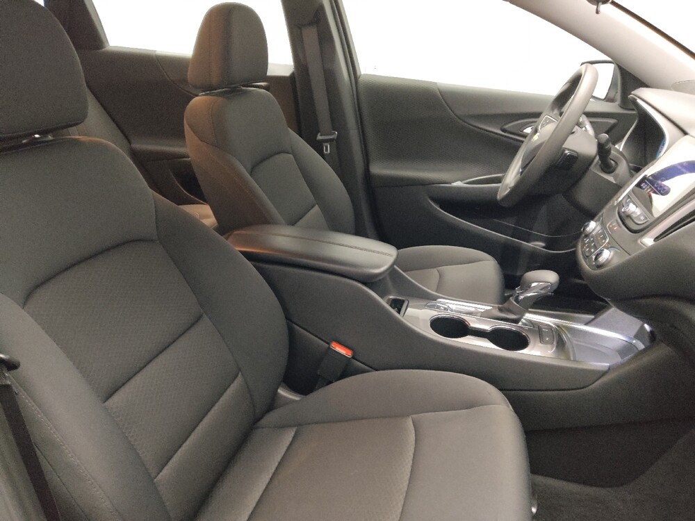 2025 Chevrolet Malibu in Union City, GA 30291 - 18102392 21