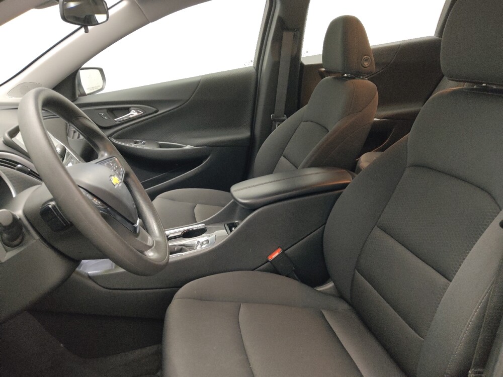 2025 Chevrolet Malibu in Union City, GA 30291 - 18102392 17