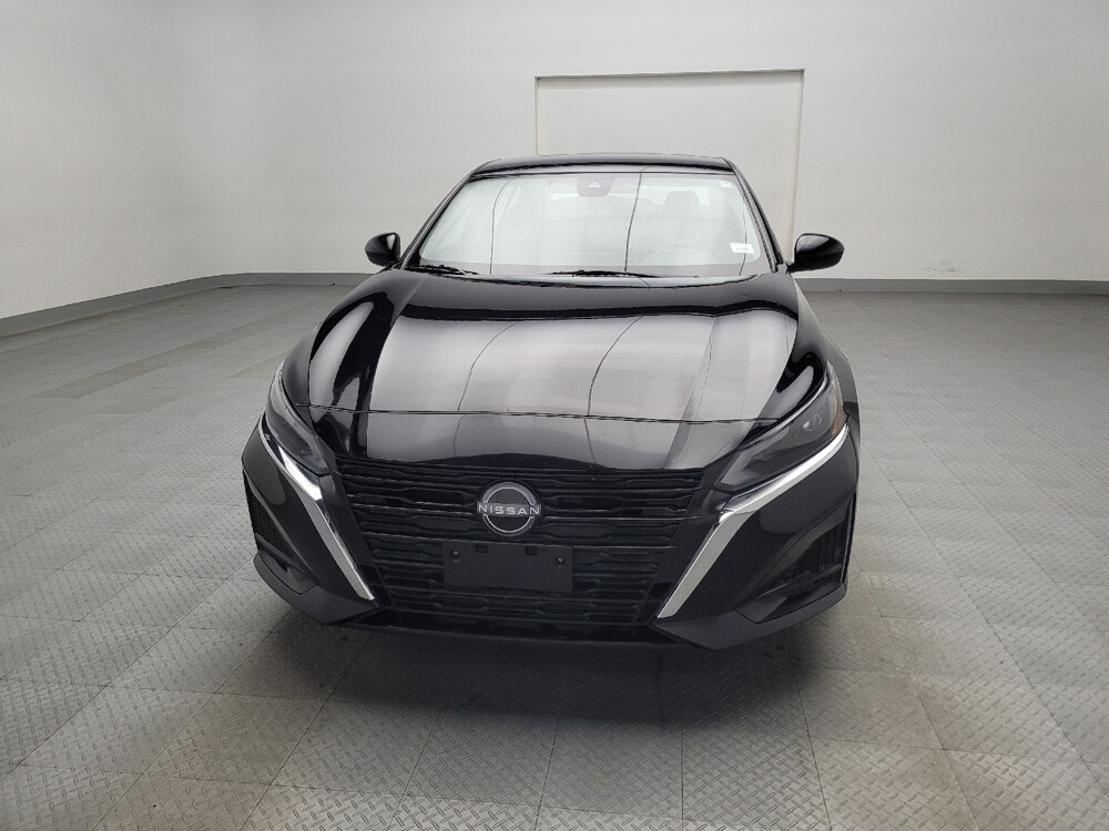 2023 Nissan Altima in Topeka, KS 66611 - 18102421 15