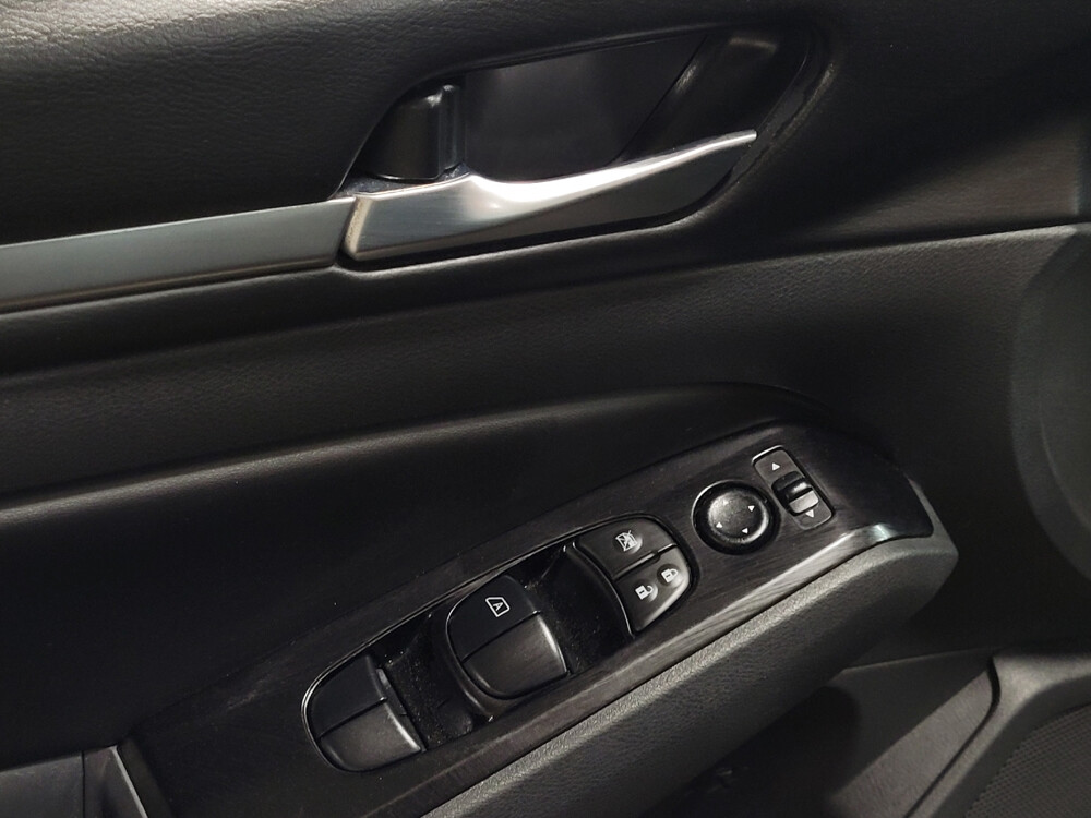 2023 Nissan Altima in Topeka, KS 66611 - 18102421 27