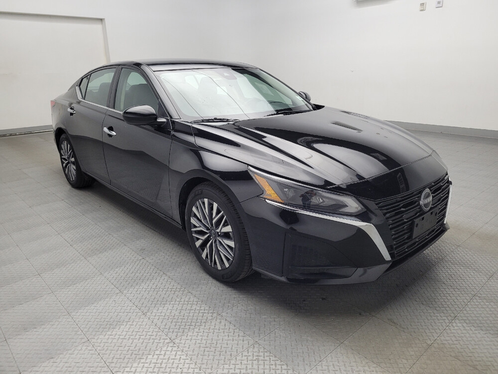 2023 Nissan Altima in Topeka, KS 66611 - 18102421 13