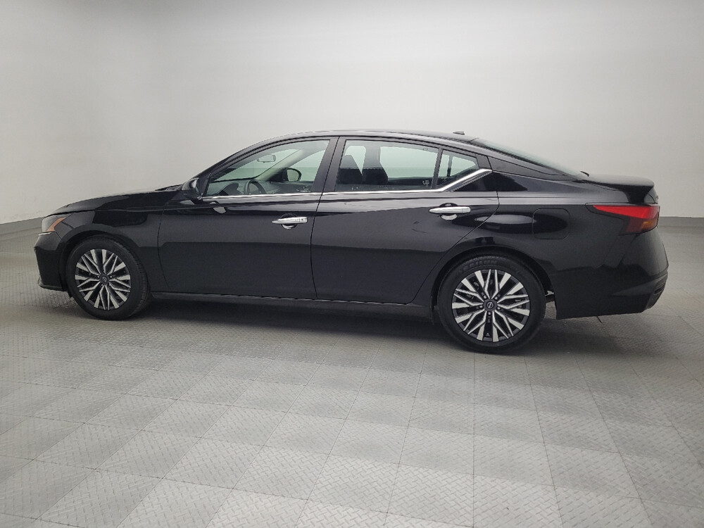 2023 Nissan Altima in Topeka, KS 66611 - 18102421 3