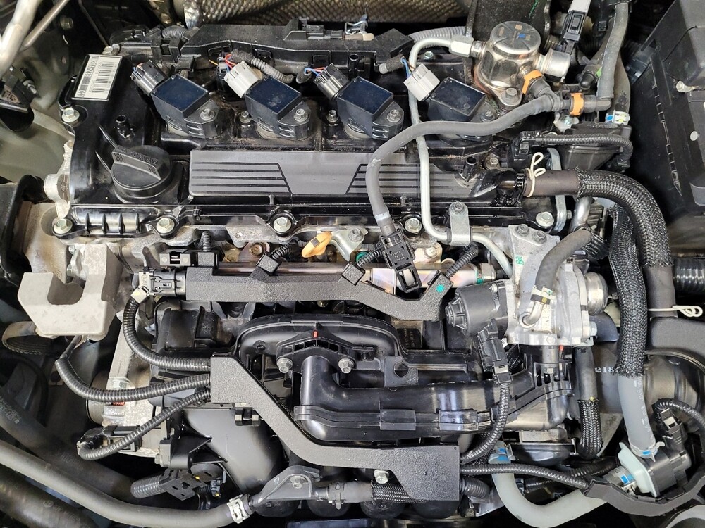 2024 Toyota Corolla in Downey, CA 90241 - 18102434 30