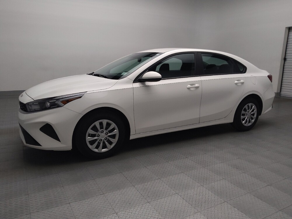 2024 Kia Forte in Fort Worth, TX 76116 - 18102456 2