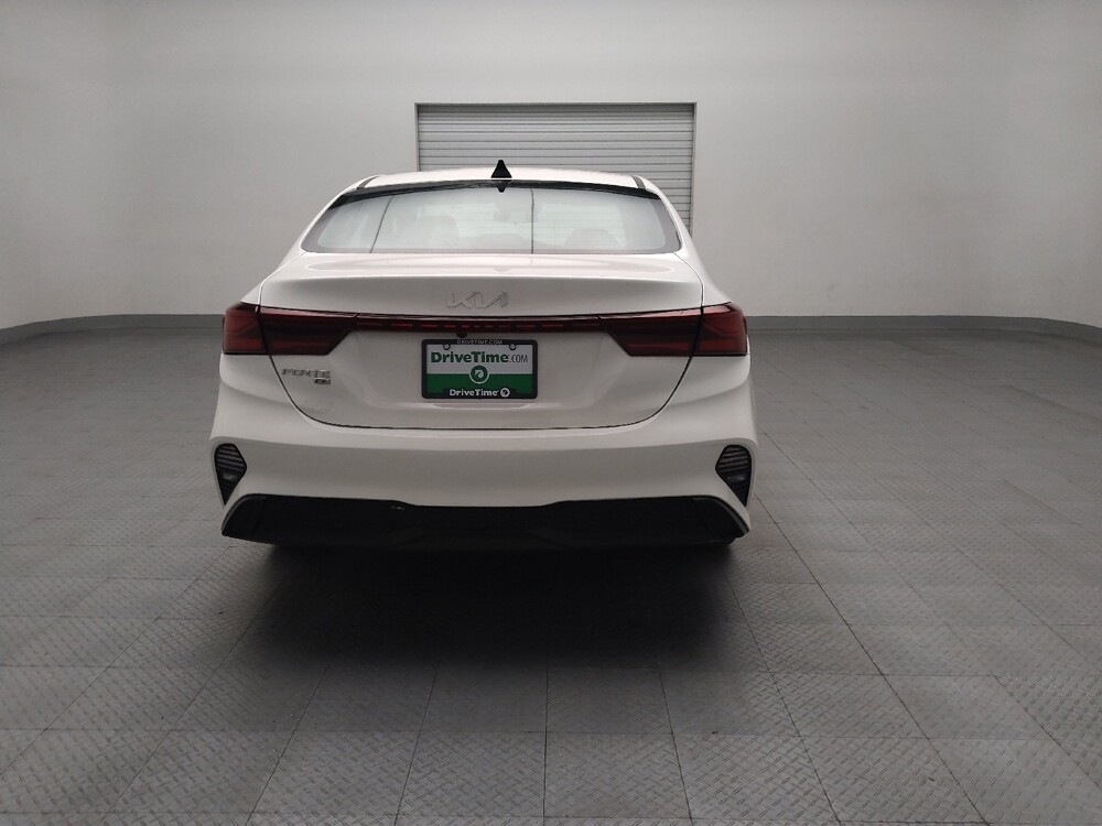 2024 Kia Forte in Fort Worth, TX 76116 - 18102456 7