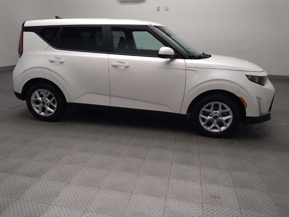 2023 Kia Soul in Fort Worth, TX 76116 - 18102457 11
