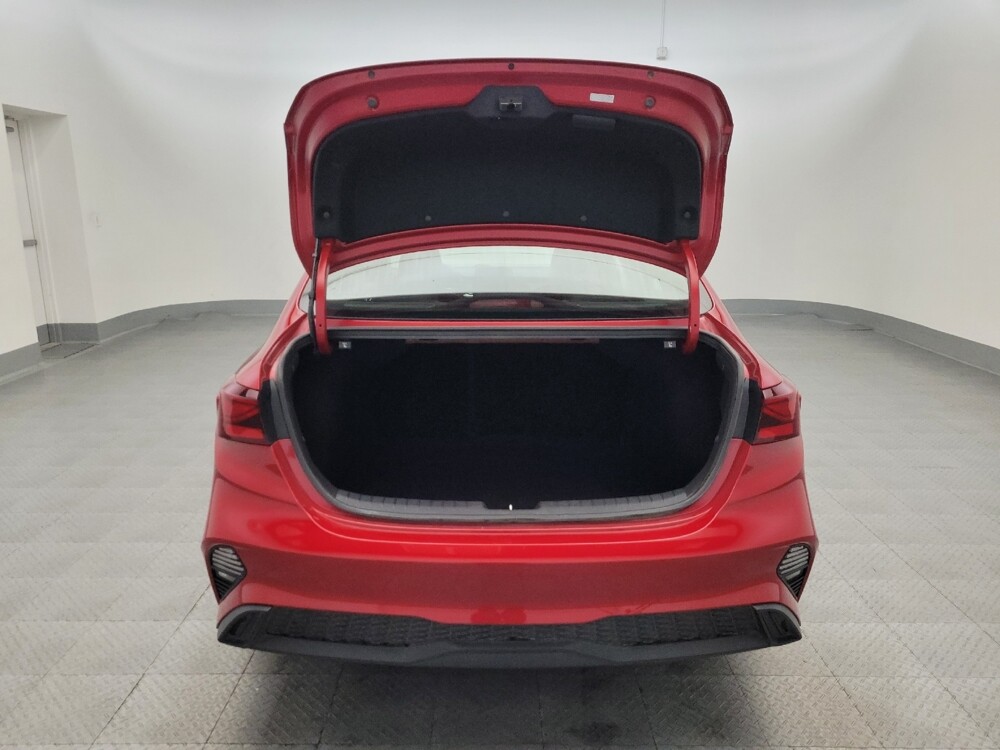 2024 Kia Forte in Glendale, AZ 85301 - 18102483 29