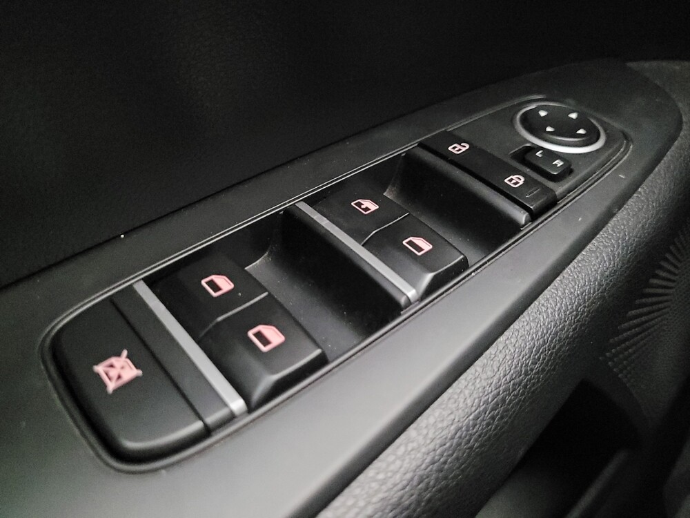 2024 Kia Forte in Glendale, AZ 85301 - 18102483 27