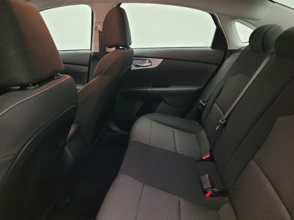 2024 Kia Forte in Glendale, AZ 85301 - 18102483 18