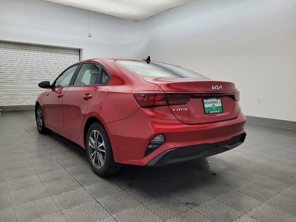 2024 Kia Forte in Glendale, AZ 85301 - 18102483 5