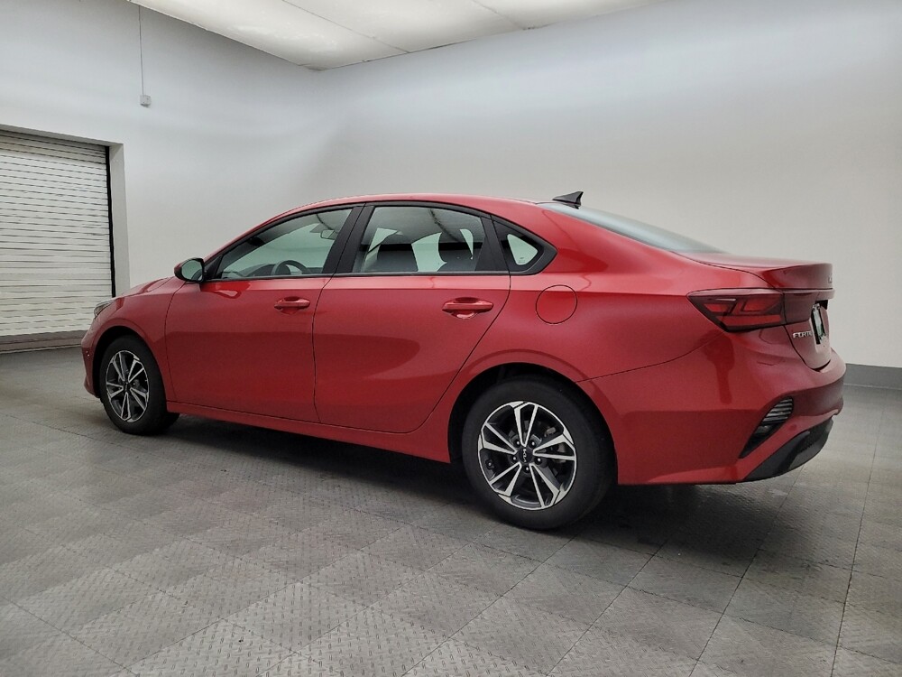 2024 Kia Forte in Glendale, AZ 85301 - 18102483 3