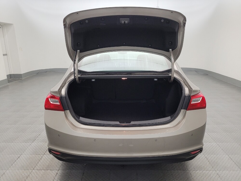 2024 Chevrolet Malibu in Phoenix, AZ 85015 - 18102486 29