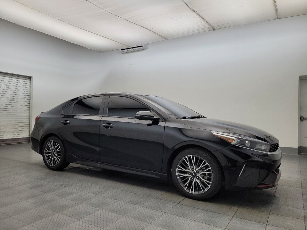 2023 Kia Forte in Glendale, AZ 85301 - 18102489 11