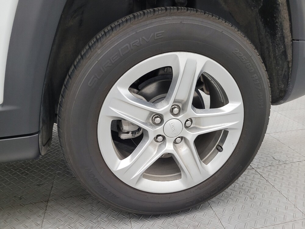 2024 Jeep Compass in Mesa, AZ 85210 - 18102491 31