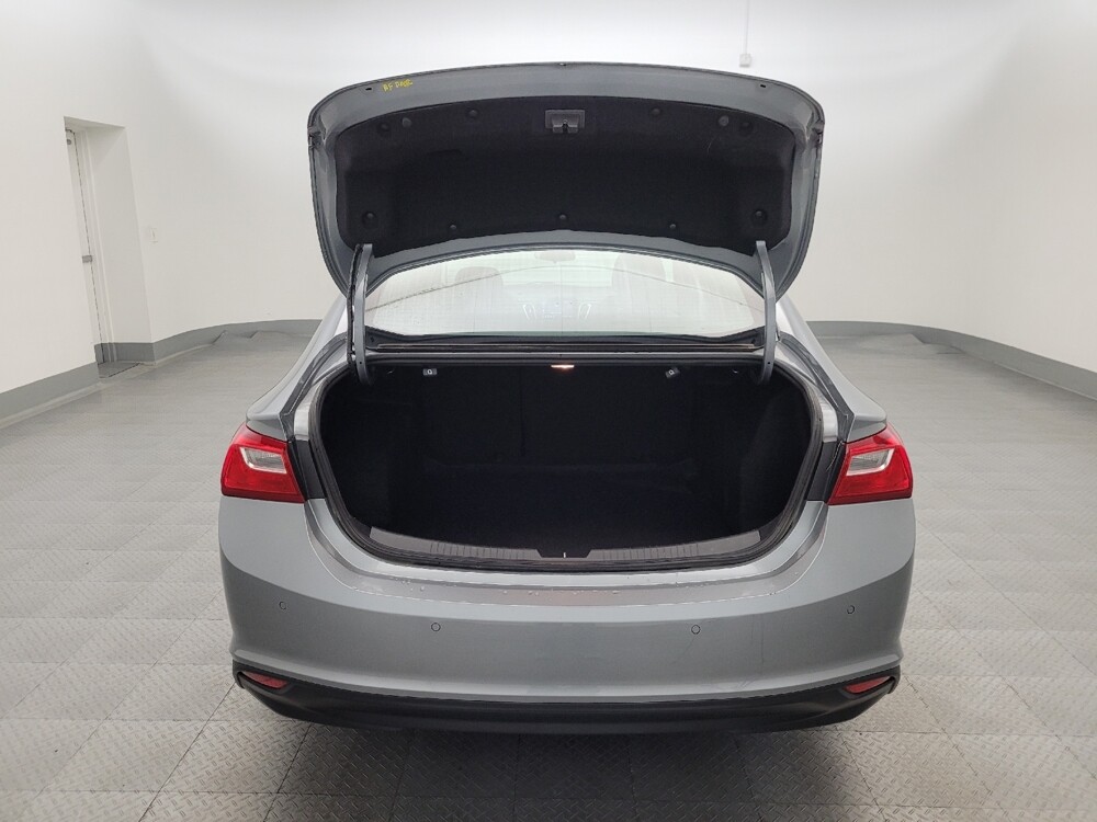 2024 Chevrolet Malibu in Glendale, AZ 85301 - 18102493 29