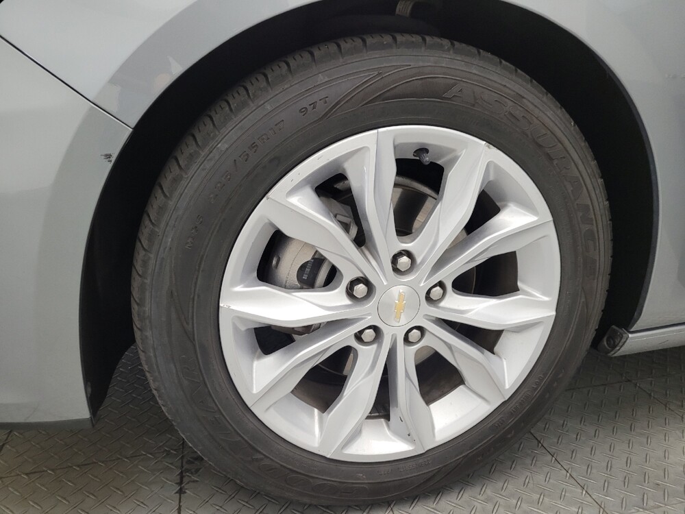 2024 Chevrolet Malibu in Glendale, AZ 85301 - 18102493 31