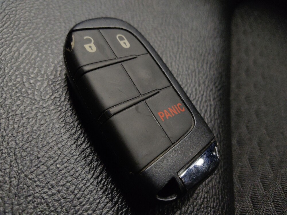 2024 Jeep Compass in Mesa, AZ 85210 - 18102494 32