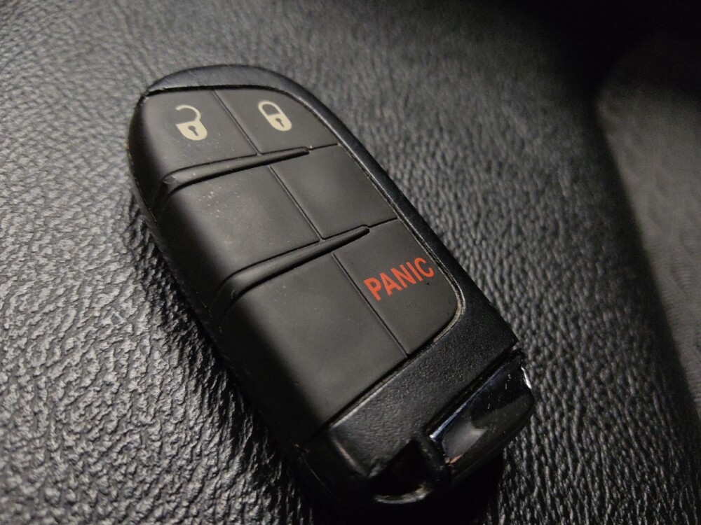 2024 Jeep Compass in Chandler, AZ 85225 - 18102496 32