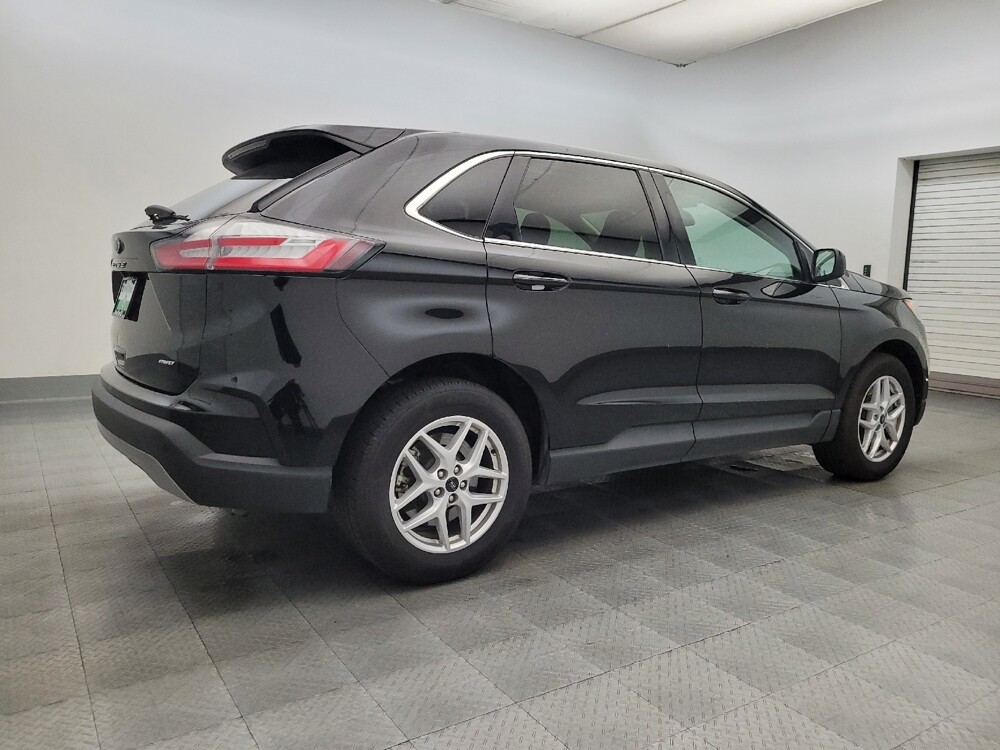 2023 Ford Edge in Glendale, AZ 85301 - 18102500 10
