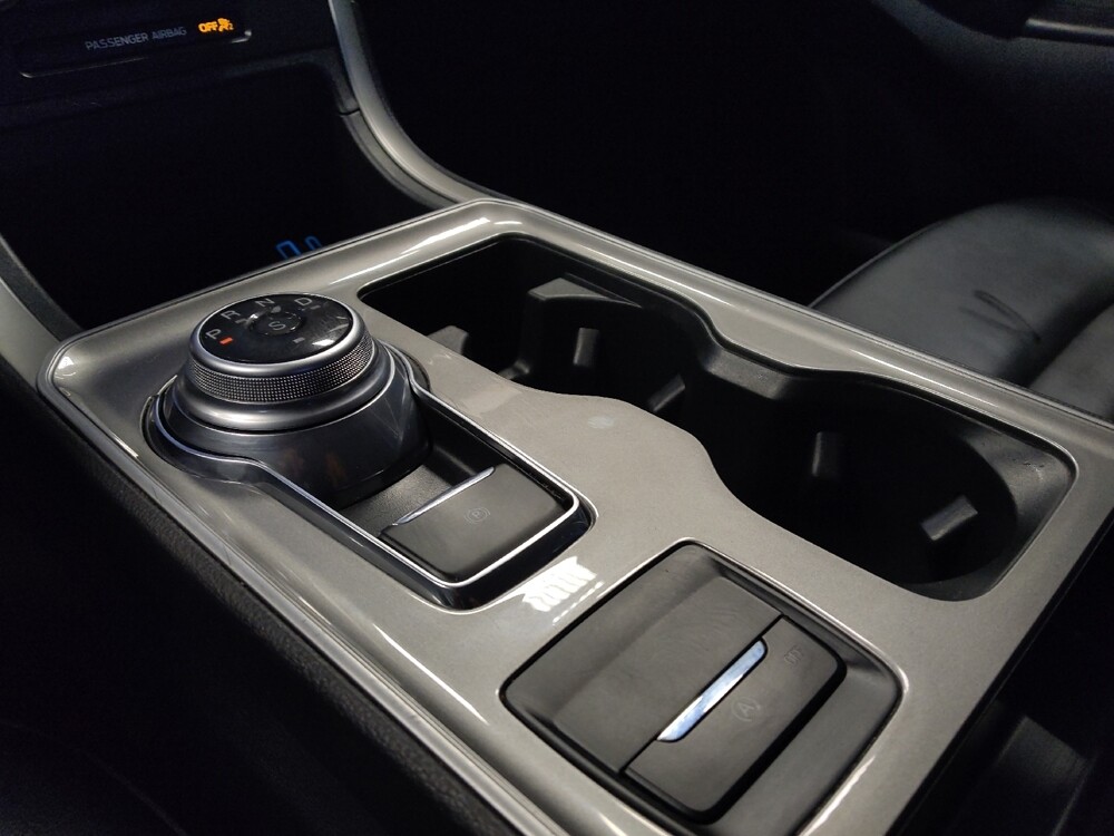 2023 Ford Edge in Glendale, AZ 85301 - 18102500 26