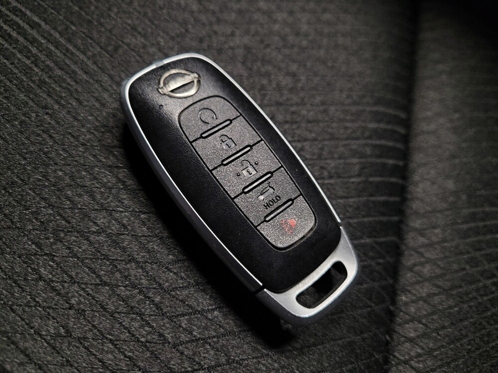 2024 Nissan Rogue in Mesa, AZ 85210 - 18102504 32