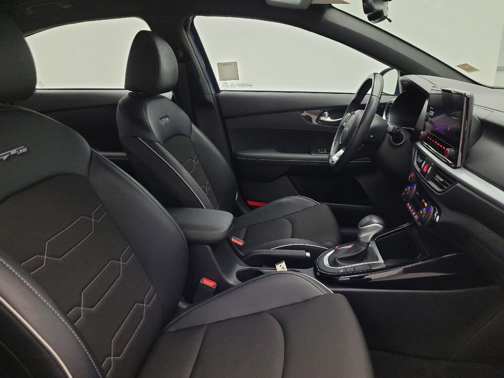 2023 Kia Forte in Phoenix, AZ 85022 - 18102508 21