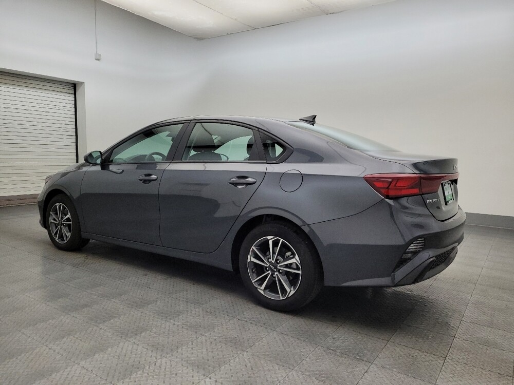 2023 Kia Forte in Albuquerque, NM 87113 - 18102512 3