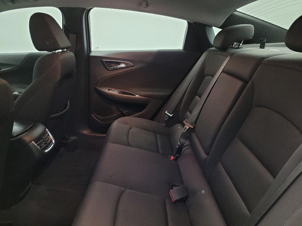 2023 Chevrolet Malibu in Albuquerque, NM 87123 - 18102519 18