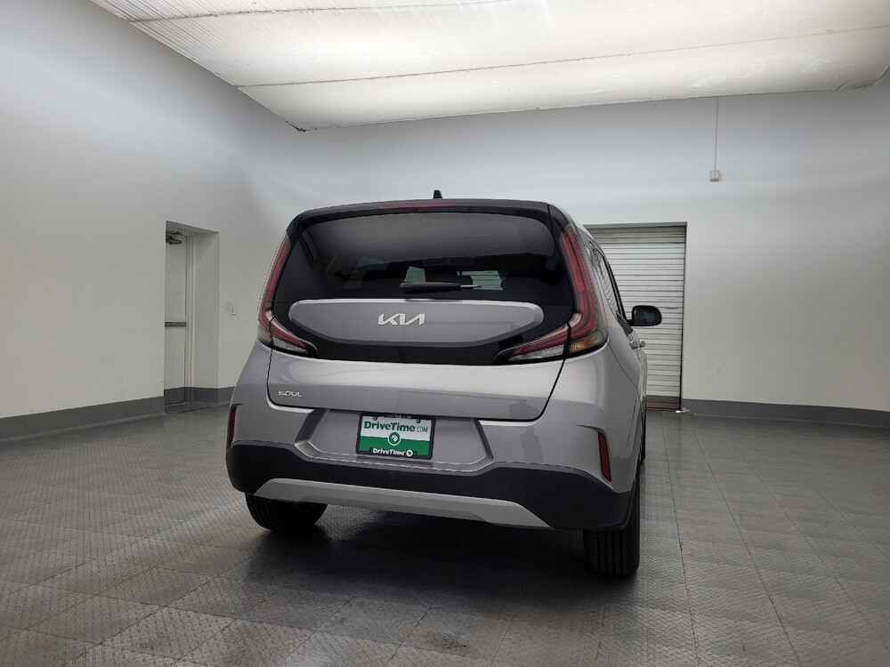 2023 Kia Soul in Mesa, AZ 85210 - 18102529 7