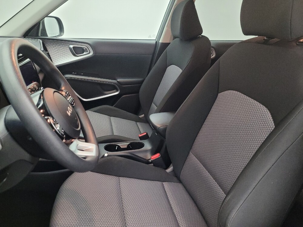 2023 Kia Soul in Mesa, AZ 85210 - 18102529 17