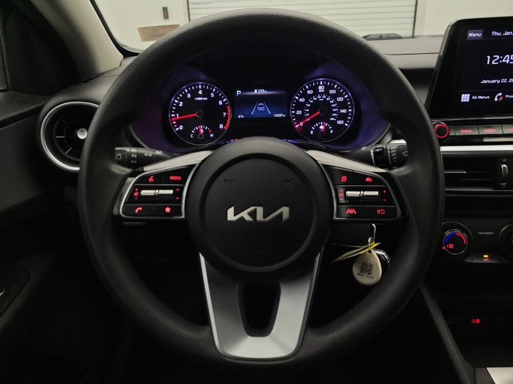 2023 Kia Forte in Glendale, AZ 85301 - 18102532 22