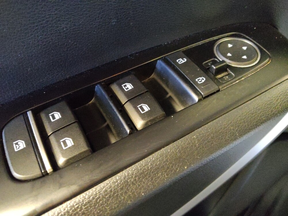 2023 Kia Soul in Glendale, AZ 85301 - 18102533 27