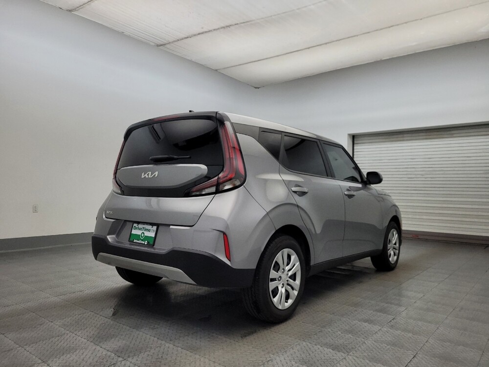 2023 Kia Soul in Glendale, AZ 85301 - 18102533 9