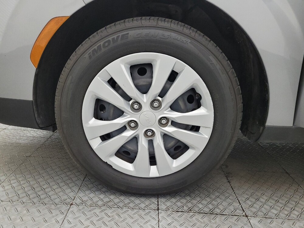 2023 Kia Soul in Glendale, AZ 85301 - 18102533 31