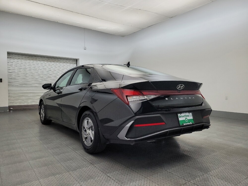 2024 Hyundai Elantra in Mesa, AZ 85210 - 18102534 5