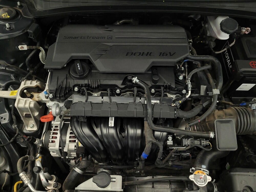 2024 Hyundai Elantra in Mesa, AZ 85210 - 18102534 30