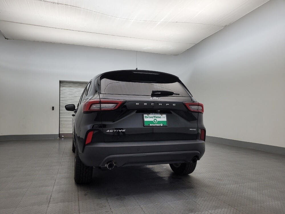 2023 Ford Escape in Glendale, AZ 85301 - 18102536 6