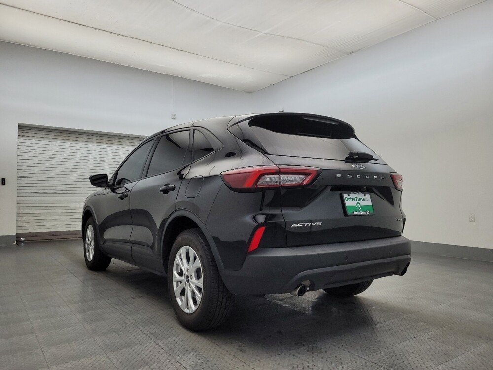 2023 Ford Escape in Glendale, AZ 85301 - 18102536 5