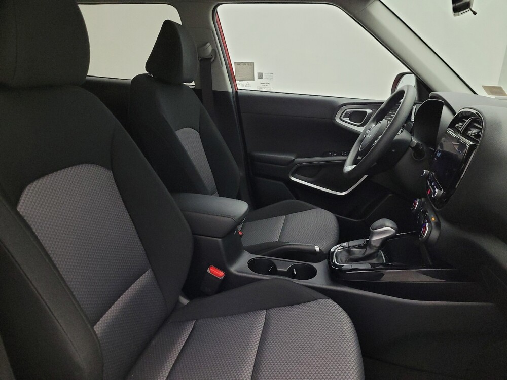 2024 Kia Soul in Mesa, AZ 85210 - 18102537 21