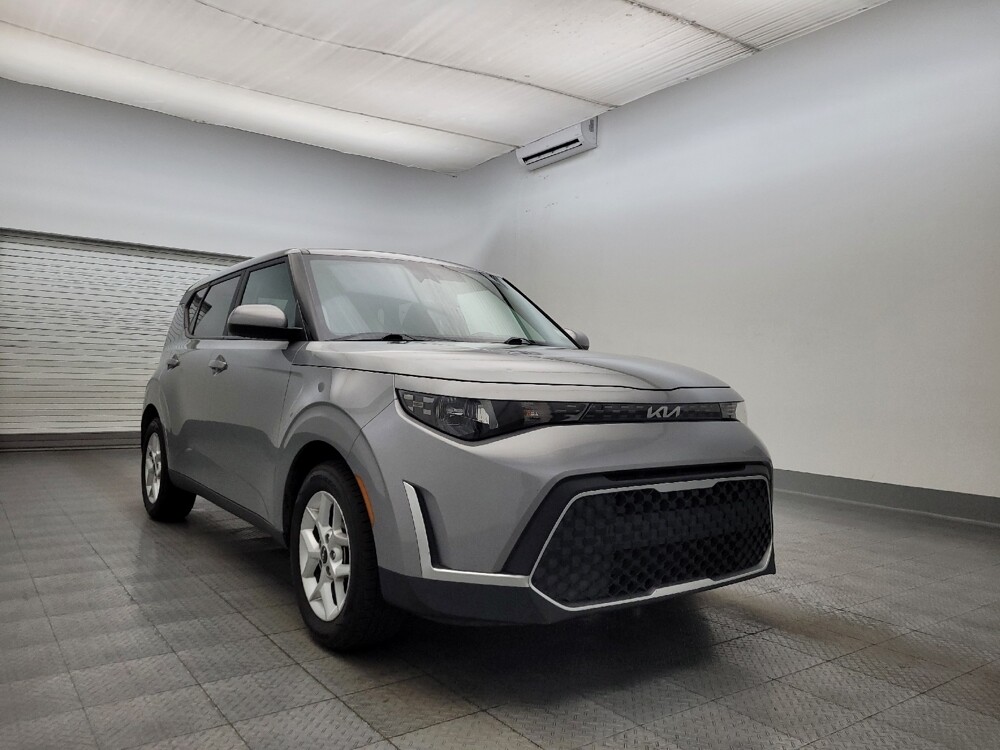 2023 Kia Soul in Chandler, AZ 85225 - 18102541 13