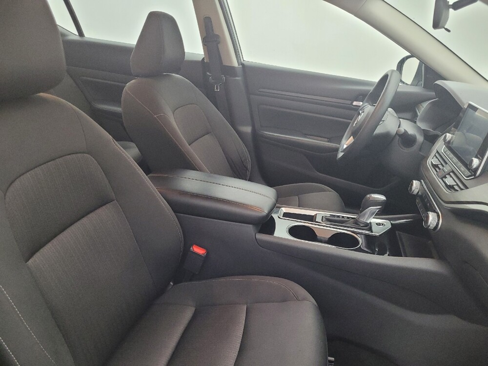 2024 Nissan Altima in Tampa, FL 33619 - 18102554 21