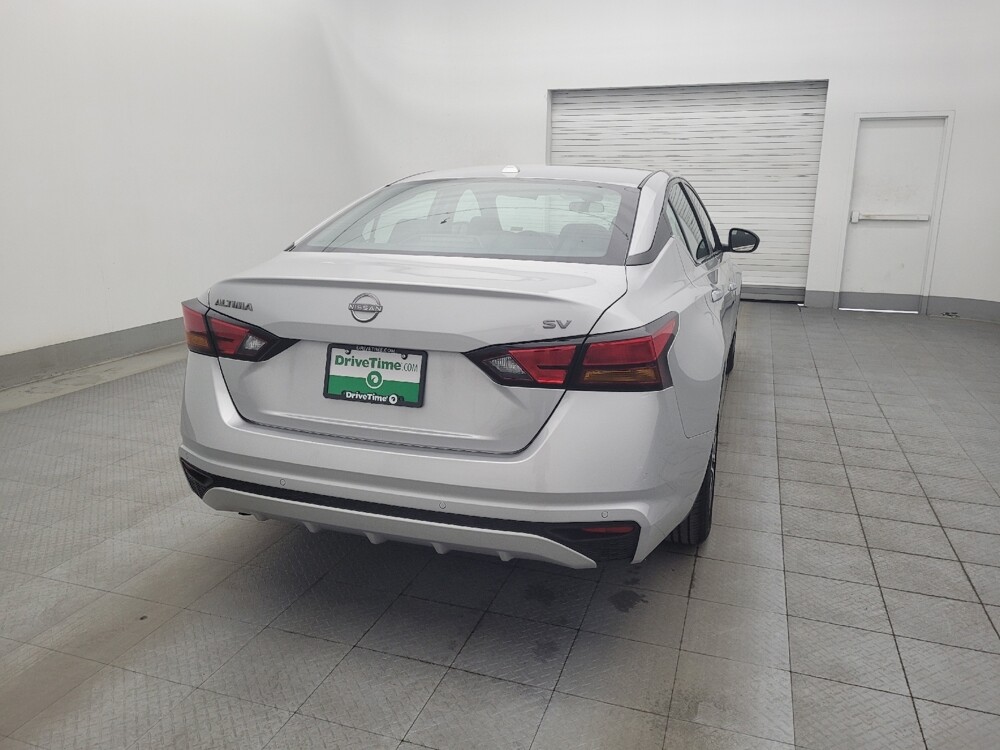 2024 Nissan Altima in Tampa, FL 33619 - 18102554 7