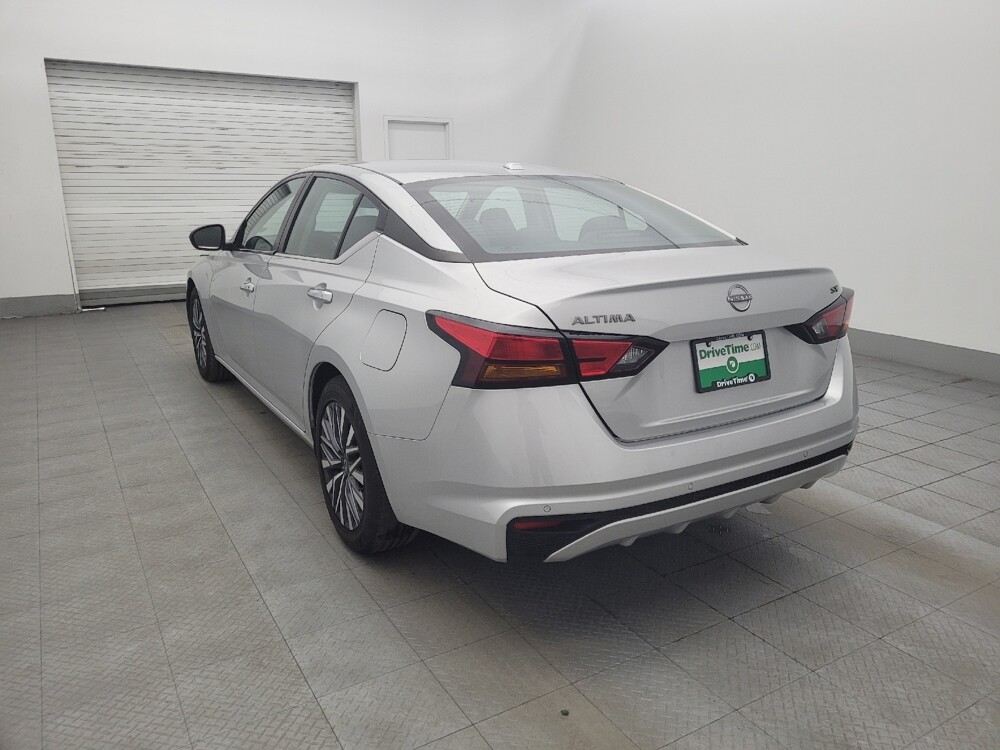 2024 Nissan Altima in Tampa, FL 33619 - 18102554 5