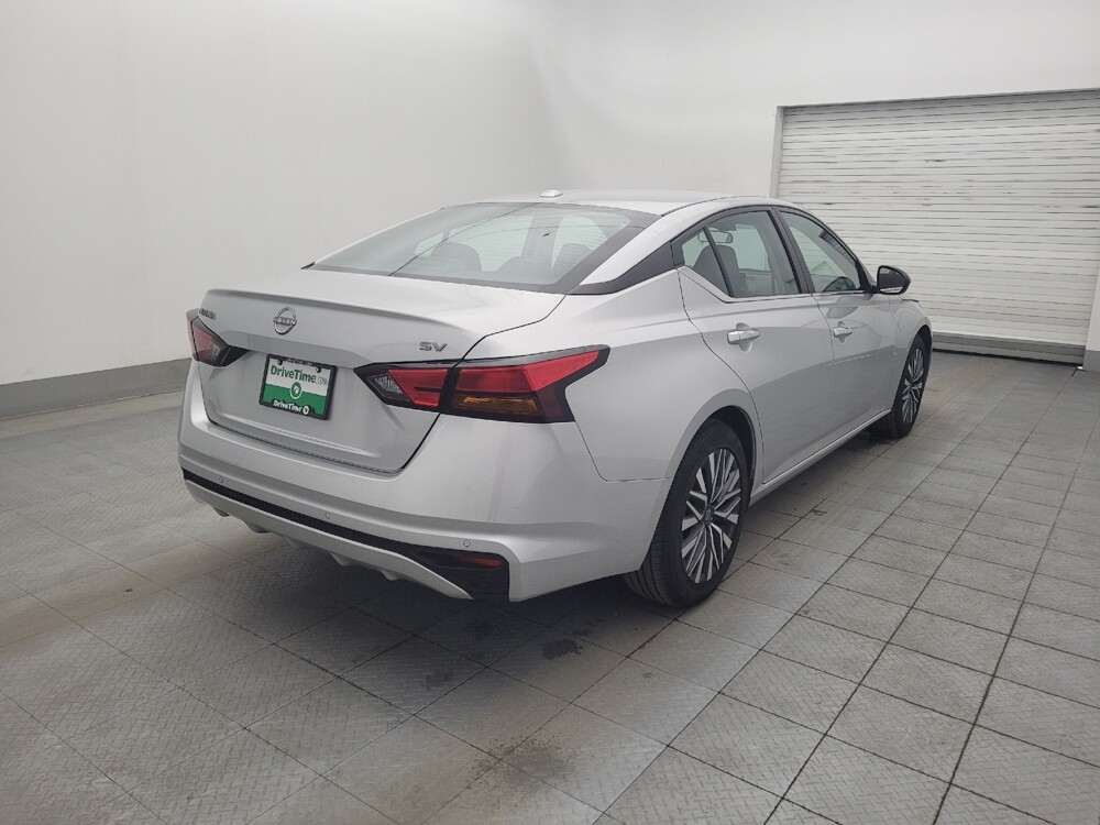 2024 Nissan Altima in Tampa, FL 33619 - 18102554 9