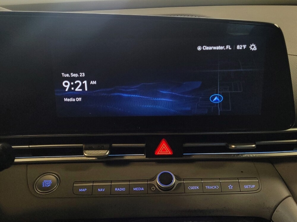 2024 Hyundai Elantra in Tampa, FL 33612 - 18102557 25