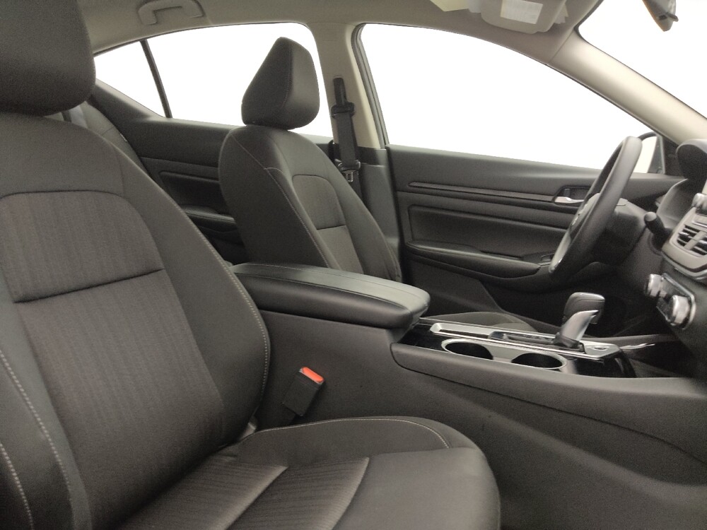 2024 Nissan Altima in Birmingham, AL 35215 - 18102576 21