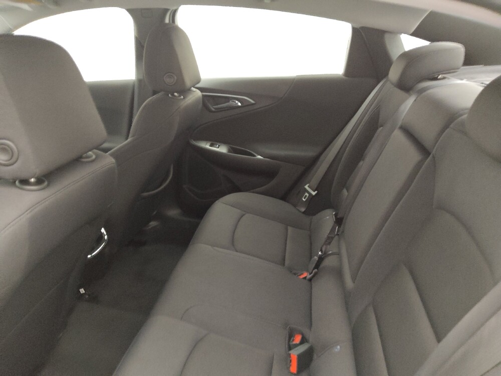 2023 Chevrolet Malibu in Bradenton, FL 34207 - 18102579 18