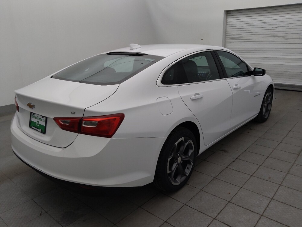 2023 Chevrolet Malibu in Bradenton, FL 34207 - 18102579 9