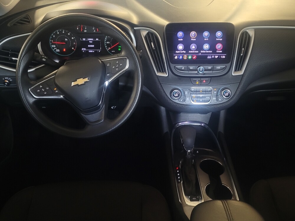 2023 Chevrolet Malibu in Bradenton, FL 34207 - 18102579 22